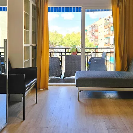 One Bedroom Apartment *