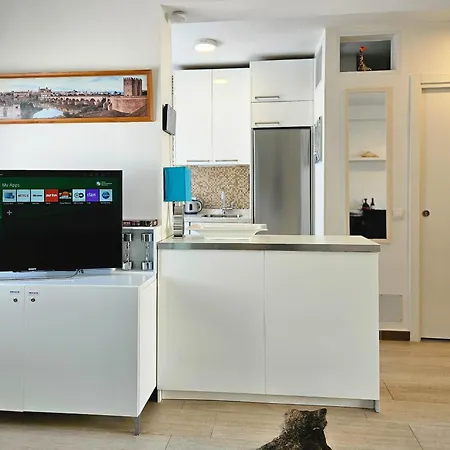 Apartment One Bedroom *
